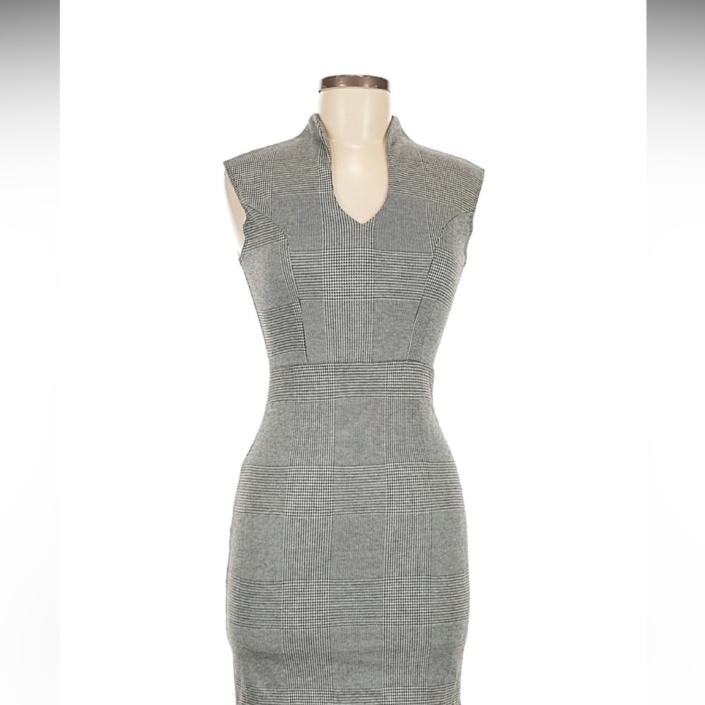 Rolla Coster Grey & White Houndstooth Fitted Sleeveless Mini Dress